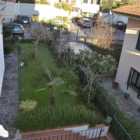 Bed & Breakfast Belvedere Montale (Tuscany)